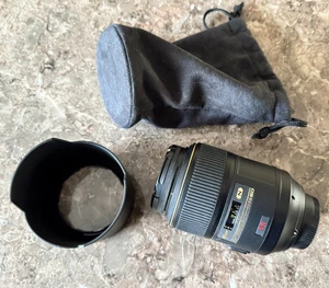 Nikon AF-S Micro-Nikkor 105mm F/2,8G IF-ED VR Makroobjektiv - Bild 1 von 2