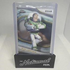 2025 Topps Chrome Disney #90 Buzz Lightyear Karte - Bild 1 von 2