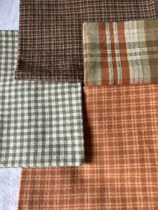 HOMESPUN FAT QUARTERS Bundle Of 4 - Picture 1 of 6