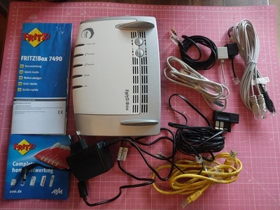FRITZ!Box 7490 WLAN-Router mit Modem Weiß - Bild 1 von 4