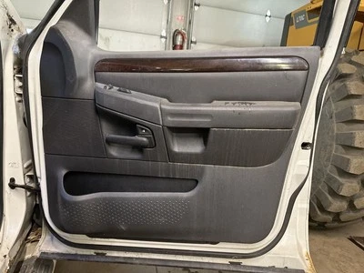 Panel de moldura de puerta delantera EXPLORER 2003 231936 Foto 1 de 4