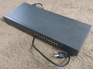 TP-Link TL-SG2216 16-Port Gigabit Smart Switch ungetestet  - Bild 1 von 8