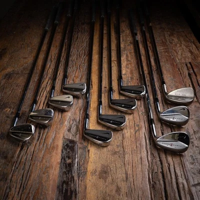 [NIKE FORGED] Tiger Woods 2004 Grand Slam Set Scotty Cameron Foto 1 de 4