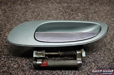 Nissan Máxima 2002 conductor trasero izquierdo exterior manija puerta palanca LH RR L automático 02 Foto 1 de 4