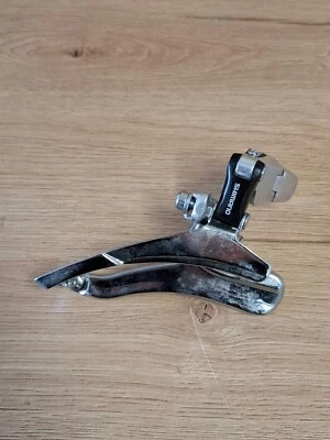 Retro Fahrradteile NOS Shimano Deore DX FD-M561 Umwerferschelle 31,8 mm - Bild 1 von 4