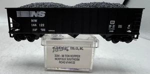 Atlas N Scale Train 3284 90 Ton Coal Hopper Norfolk Southern NS 144122 - Picture 1 of 6