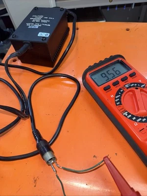 Commodore 64 Power Supply Part No. 251052 - 02  Tested Seven Pin Works As Shown - Image 1 of 4