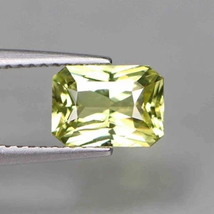 Pietra preziosa sciolta verde taglio ottogan crisoberillo naturale 1,78 ct - Foto 1 di 6