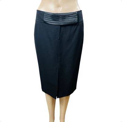 Falda tipo esmoquin negra Valentino Roma con abertura frontal y faja satinada talla 6 Foto 1 de 4