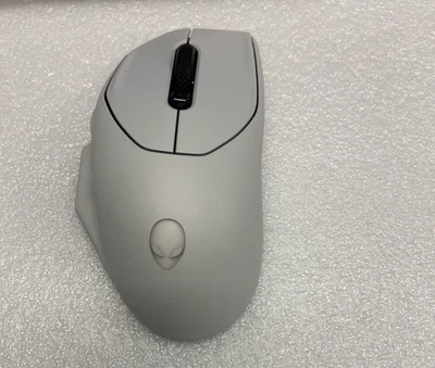 GENUINE Alienware Wireless Gaming Mouse 620M Dell 0PM03 - Image 1 of 3