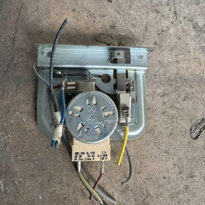 KitchenAid Range Oven Door Lock Assembly WP9760889 - Picture 1 of 1