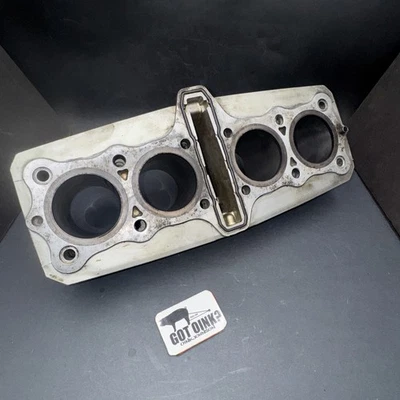 Kawasaki 1981-82 KZ1000 LTD K J KZ1000P OEM 998cc cilindro barriles jarras bloque Foto 1 de 4