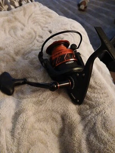 PENN Fierce III 3000 Spinning Fishing Reel - FRCIII3000.New No Box - Picture 1 of 16