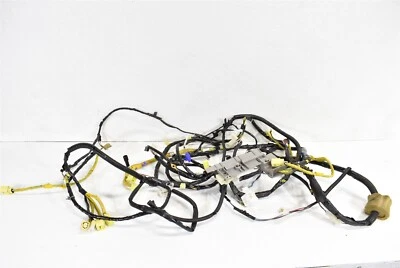 Arnés trasero de piso Subaru Impreza WRX STI 2006 81502FE313 OEM 06 Foto 1 de 4