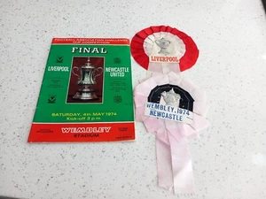 VINTAGE LIVERPOOL V NEWCASTLE FA CUP 1974 FINAL ROSETTE & PROGRAMME LOT - Picture 1 of 1
