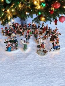 Lemax Christmas CHOOSE your Retired Figurine(s) Buy More & Save - Picture 1 of 102