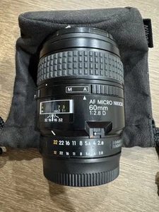 Nikon AF Micro-Nikkor 60mm f/2.8D Lens For Nikon F-mount W/ HB-18 - Picture 1 of 6