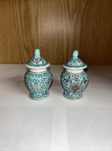 2 Vintage Miniature Famille Rose Aqua Flower Chinese Porcelain Lidded Ginger Jar - Picture 1 of 11