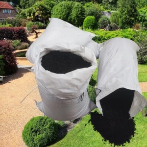 100 kg Muttererde gesiebt Pflanzenerde Mutterboden Gartenerde Beeterde 0-20mm - Bild 1 von 17