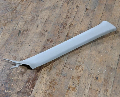 Mazda 626 1998-2002 pasajero derecho pilar interior parabrisas panel de moldura OEM Foto 1 de 4