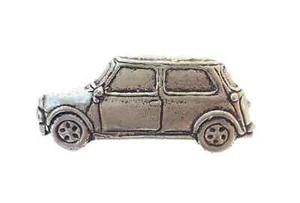 Classic Mini Car Handcrafted in Solid Pewter In UK Lapel Pin Badge - Bild 1 von 3