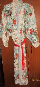 Vintage Excellent Quality Made in Japan Robe One Size Rayon Bust 49 Length 56 in - Picture 1 of 9