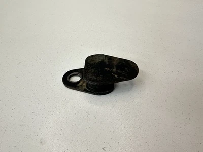 YAMAHA YZ 125 250 BLASTER 200 EXHAUST PIPE MOUNT BRACKET STAY 565-14771-00-00 - Image 1 of 4