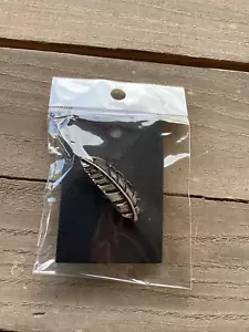 Hat Pin Silver Feather Shape - Picture 1 of 1