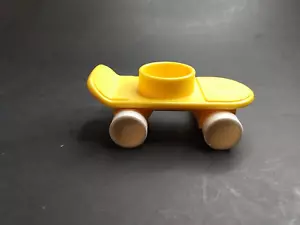 Skateboard vintage 1988 Fisher Price Little People giallo - Foto 1 di 7