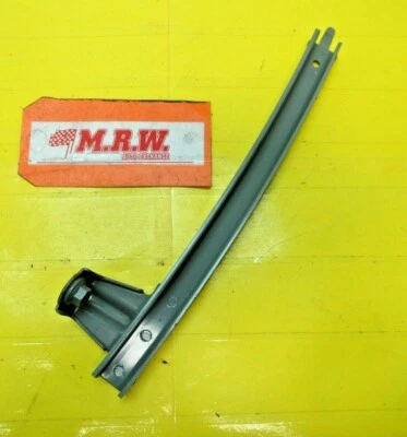 DOOR GLASS TRACK WINDOW DRIVER SIDE LEFT MOUNT BRACKET fits 11 12 13-16 SCION TC - Image 1 of 4