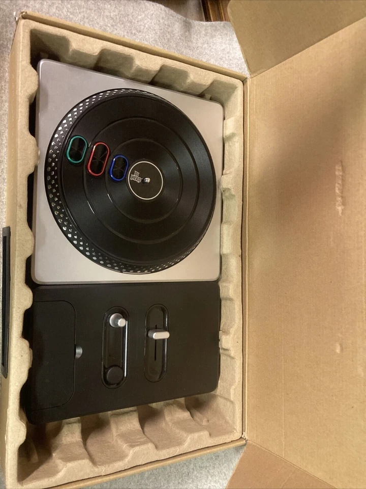 DJ HERO WIRED STAND-ALONE TURNTABLE - PLAYSTATION 2/PLAYSTATION 3 - RARE NEW - Image 1 of 1