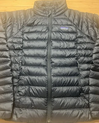 $279 NWT PATAGONIA Women Down Sweater Jacket  Black Size Medium M - Image 1 of 4