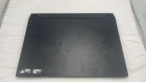 GIGABYTE AORUS 17 LCD + Handballenauflage Baugruppe - Bild 1 von 3