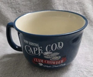 Now Serving Cape Cod Clam Chowder Made Fresh Daily Mug di Cuffy's of Cape Cod - Foto 1 di 7
