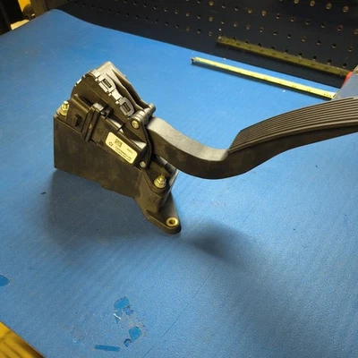 Pedal acelerador Mopar genuino 52109683AC Dodge Jeep Chrysler NUEVO OEM Mopar Foto 1 de 4