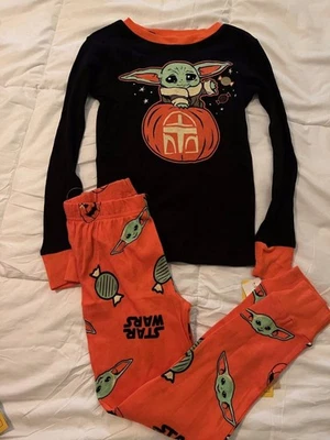 Star Wars Boy's Pajama Set Size 4 Baby Yoda Grogu Mandalorian Yoda Halloween  - Image 1 of 3
