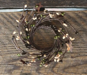Pip Berry Candle Rings Set/2 Green Brown Cream & Rusty Stars 2 inch inner diam - Picture 1 of 9