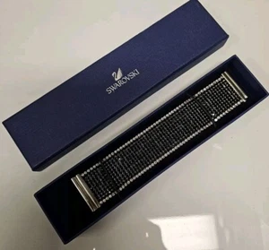 Pulsera Daniel Swarovski Paris estrás con acento de cierre deslizante - NUEVA.  - Imagen 1 de 6