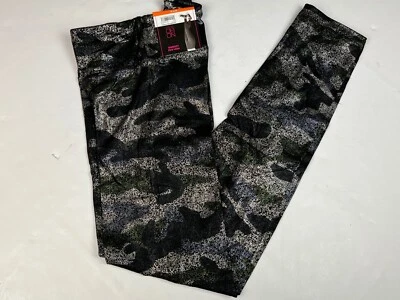 No Boundaries NOBO Juniors Sparkly Green Camo Sueded Ankle Leggings NWT - Image 1 of 2
