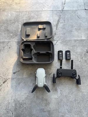 Drone con cámara DJI Ultra Light 239g MAVIC MINI (piezas o reparación) Foto 1 de 4