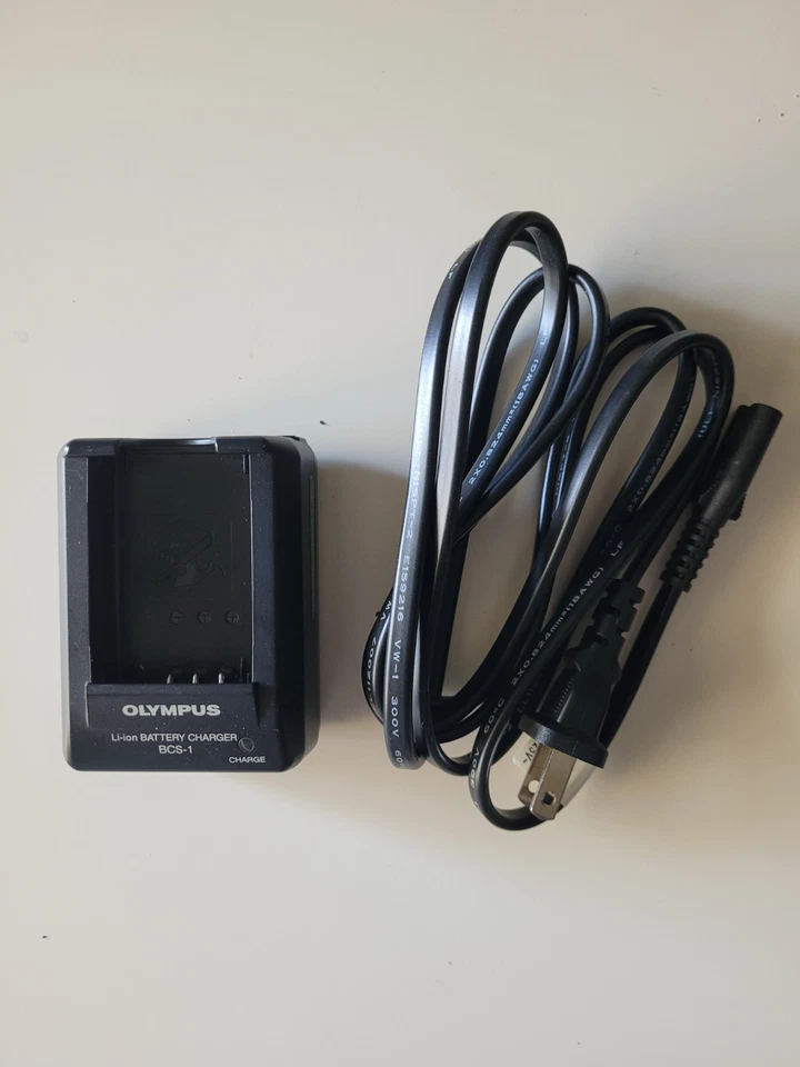Cargador de batería Olympus LI-ion OEM, BCS-1, cable, excelente estado Foto 1 de 1