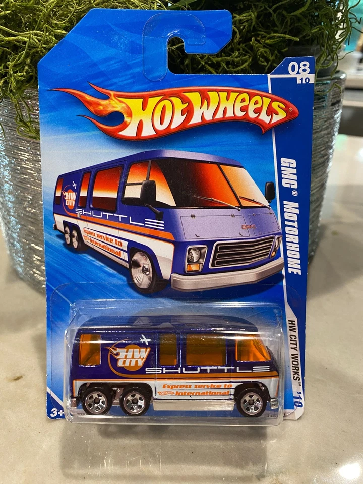 2010 Hot Wheels #116 HW City Works 8/10 GMC MOTORHOME Blue w/GDYR 5 Sp Variation - Image 1 of 1