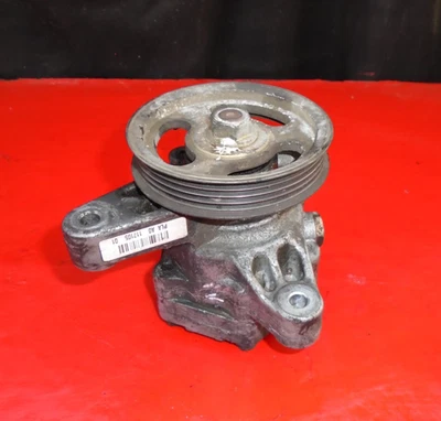 01 02 HONDA CIVIC AND ACURA EL POWER STEERING PUMP WITH PULLEY OEM 1.7L - Image 1 of 4