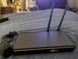 Peplink B One Dual-Band Wi-Fi Router (B-ONE-T-PRM) - Zdjęcie 1 z 3