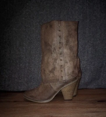 Botín de mujer MIA "Jeri" con puños tacón occidental talla 10 Foto 1 de 4