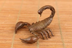 statua scorpione intaglio a mano bronzo cinese da collezione auto chiave ciondolo - Foto 1 di 7