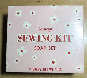 Vintage Amway Soap Sewing Kit 3 Soaps Scissors,Thimble,Spool Original Box 1970 - Picture 1 of 7