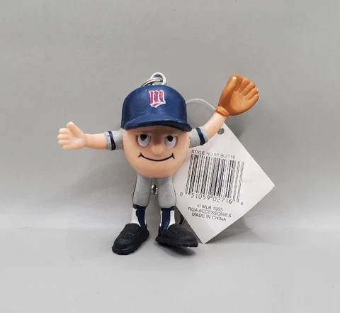 Vintage MLB Minnesota Twins 1993 Baseball Guy~ Bendy Clip On Keychain 3" tall Cover