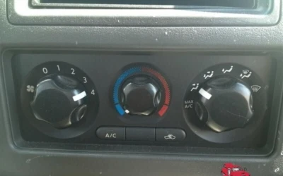 2005-2012 NISSAN FRONTIER King Cab AC Heater Climate Control Temperature OEM - Image 1 of 4