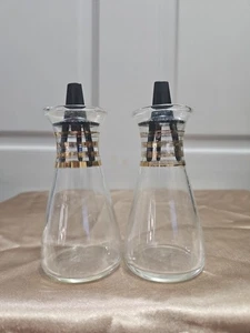 PYREX Corning SALZ & PFEFFERSTREUER Set, ATOMIC GOLD BANDS, schwarze Oberteile, Vintage - Bild 1 von 24